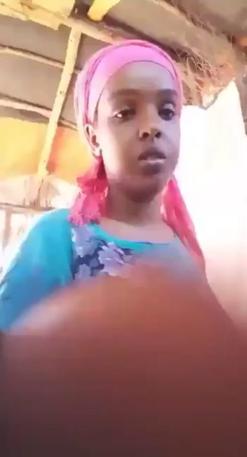 Naughty somali college girl removes her dera on camera