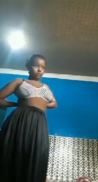 Naughty somali girl undresses live on camera recording herself